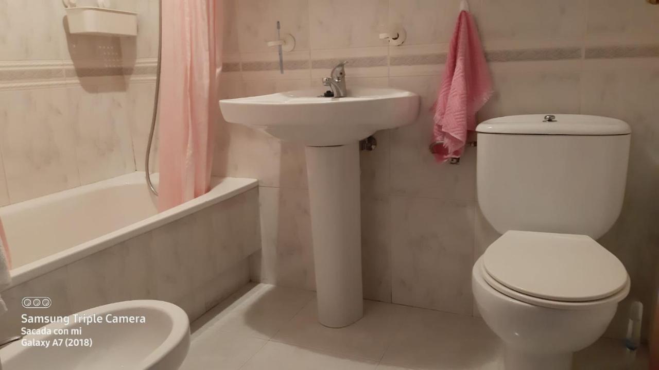 Apartamentos Virita Coqueto Apartamento Vacacional, Proximo A La Playa آكورونيا المظهر الخارجي الصورة